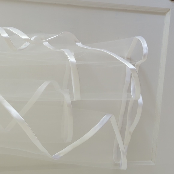 Veil - Picture 3 of 3